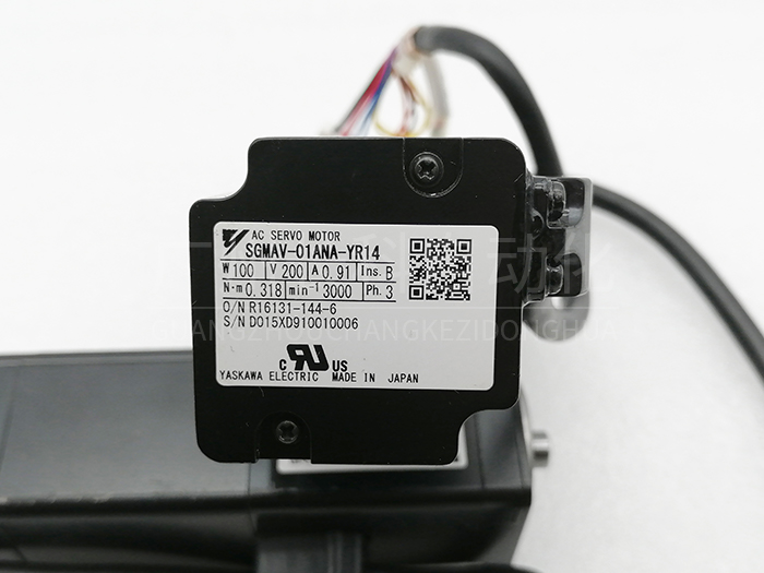 日產原裝安川伺服小電機SGMAS-01A2A-YR14 日產原裝安川伺服小電機SGMAS-01A2A-YR14